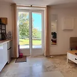 Les Sur La Colline - 28 M2 One Bedroom With Shared Pool *
