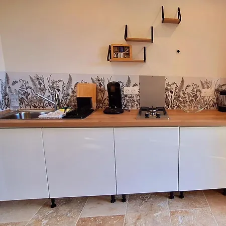 Ferienhaus Les Sur La Colline - 28 M2 One Bedroom With Shared Pool