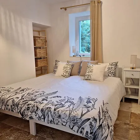 Les Sur La Colline - 28 M2 One Bedroom With Shared Pool Semesterbostad Montignac-de-Lauzun