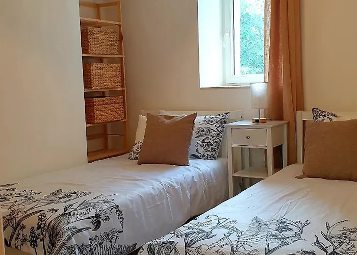 Les Sur La Colline - 28 M2 One Bedroom With Shared Pool Ferienhaus