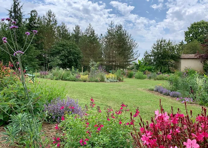 Les Sur La Colline - 28 M2 One Bedroom With Shared Pool Montignac-de-Lauzun